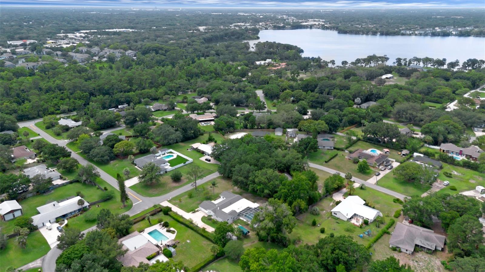 Listing photo id 57 for 103 Longhorn Road