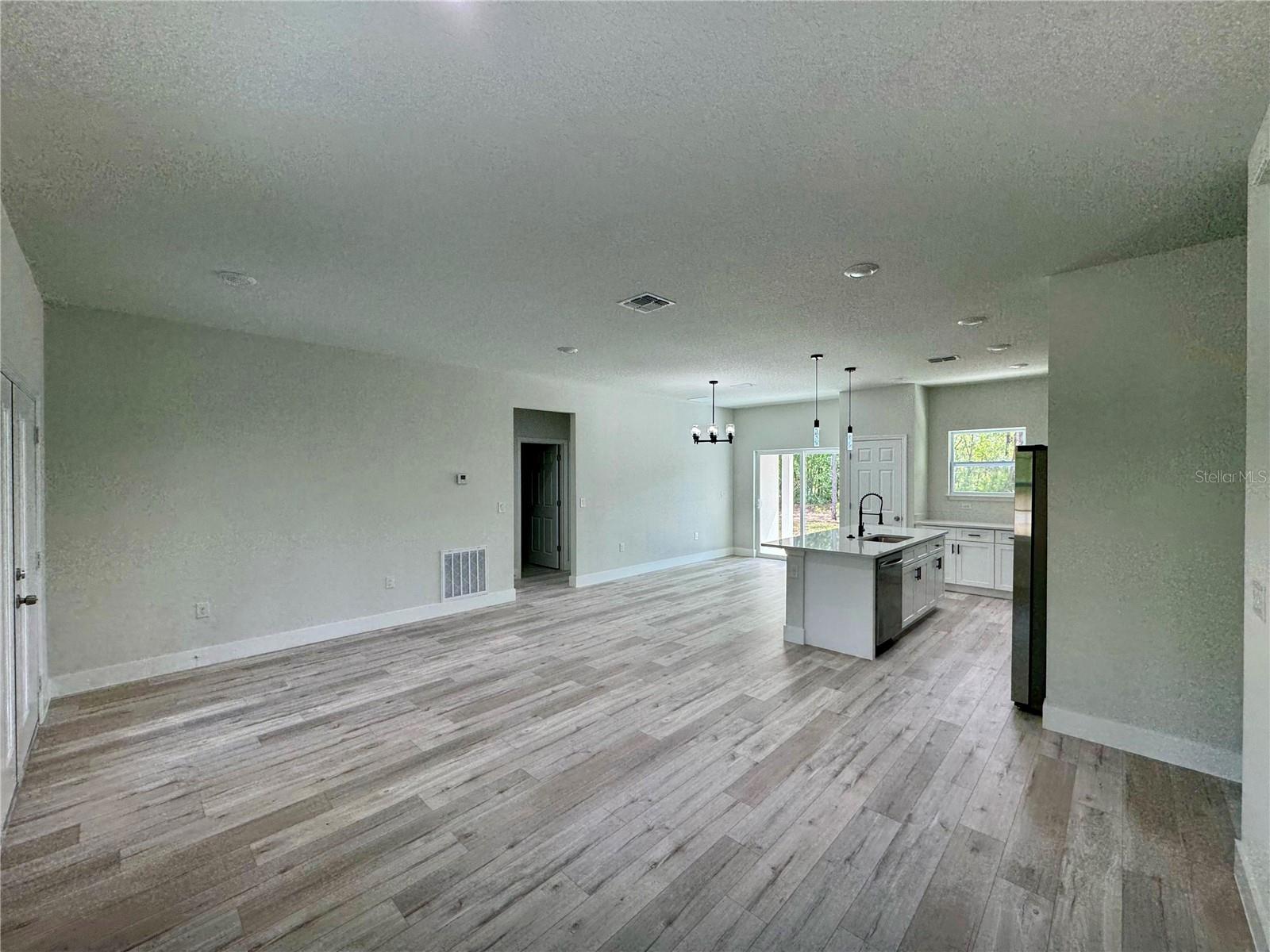 Image 12 of 28 For 1795 Linden Drive