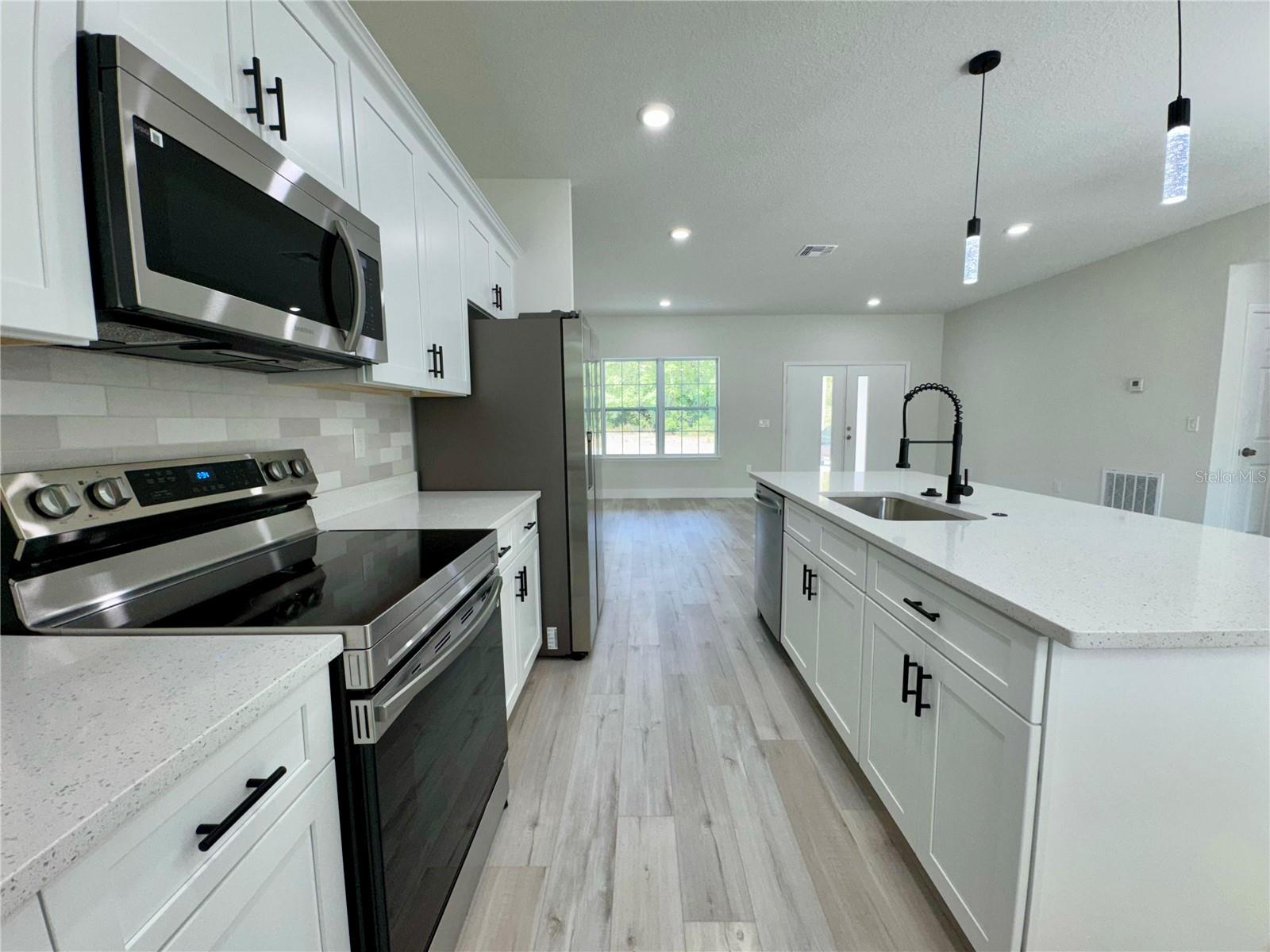 Image 15 of 28 For 1795 Linden Drive