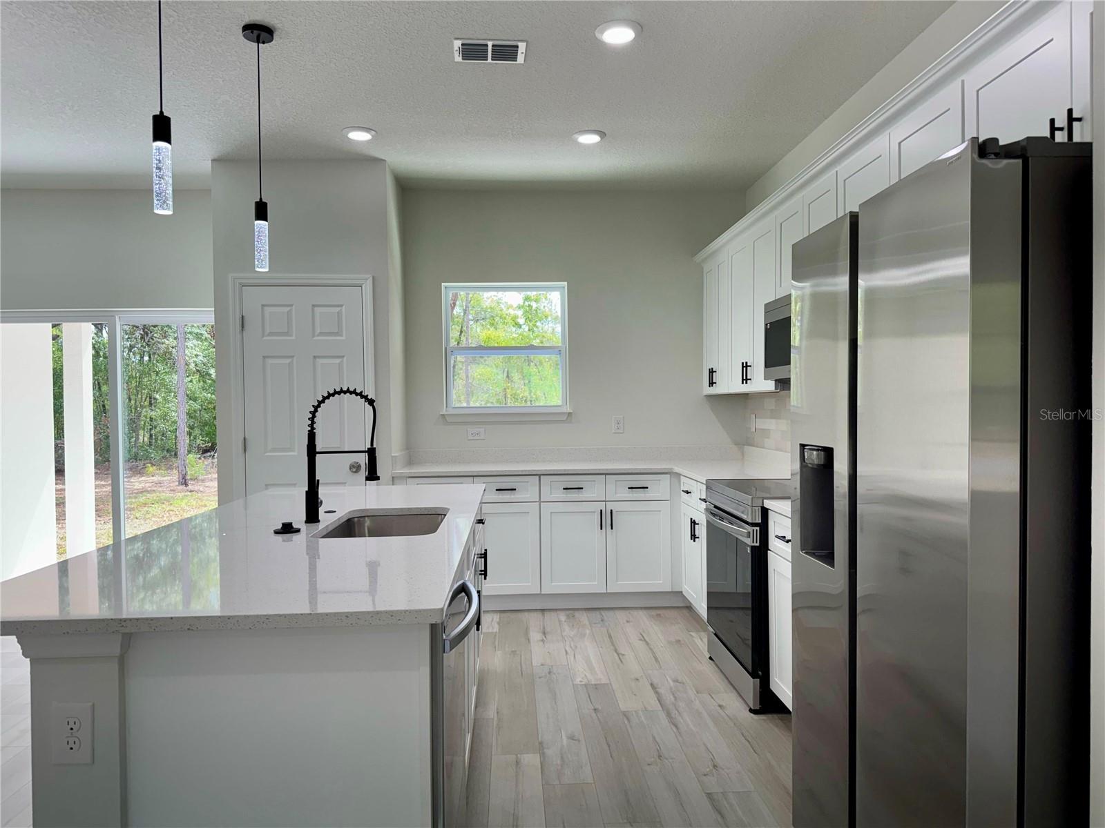 Image 17 of 28 For 1795 Linden Drive