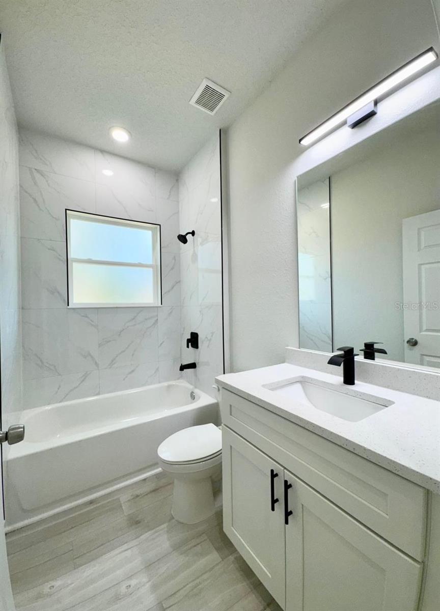 Image 22 of 28 For 1795 Linden Drive