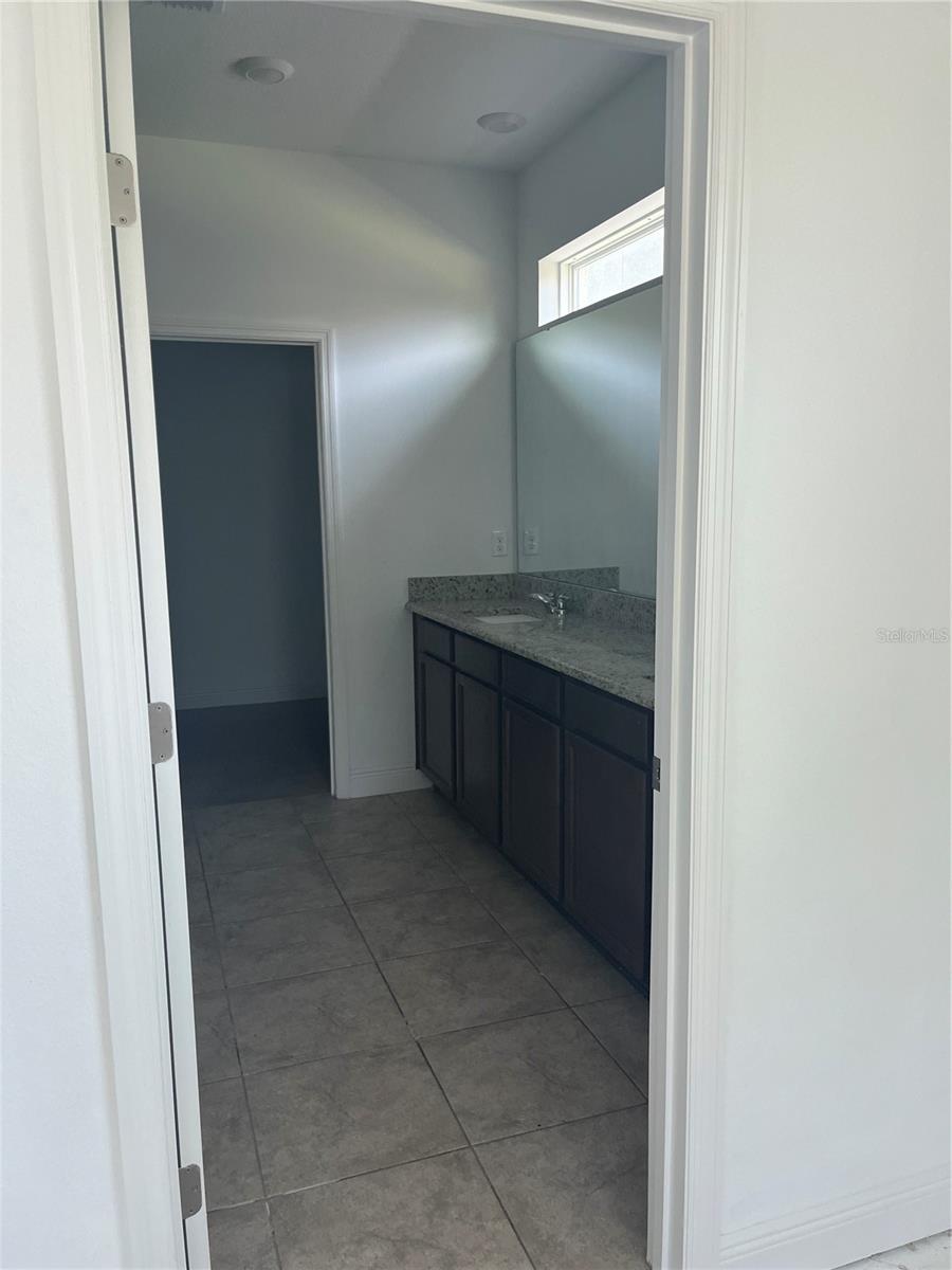 Image 10 of 26 For 14741 Milfoil Avenue