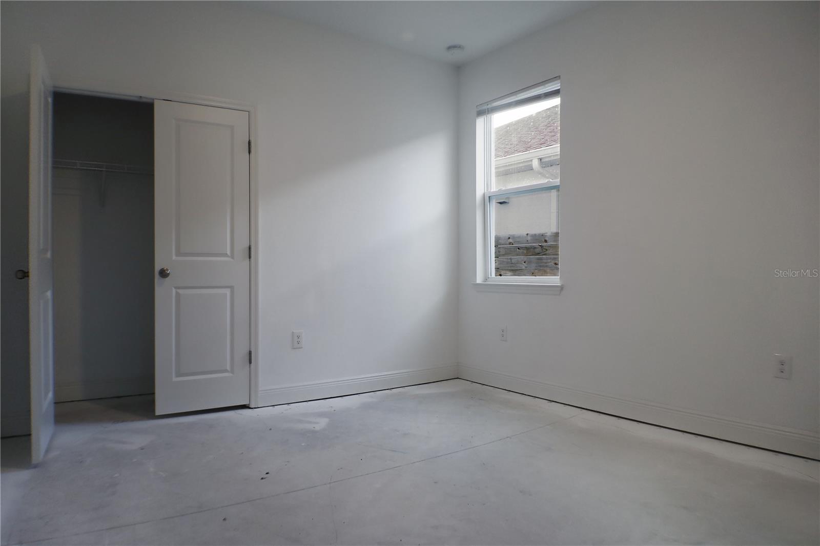 Image 32 of 42 For 14741 Milfoil Avenue