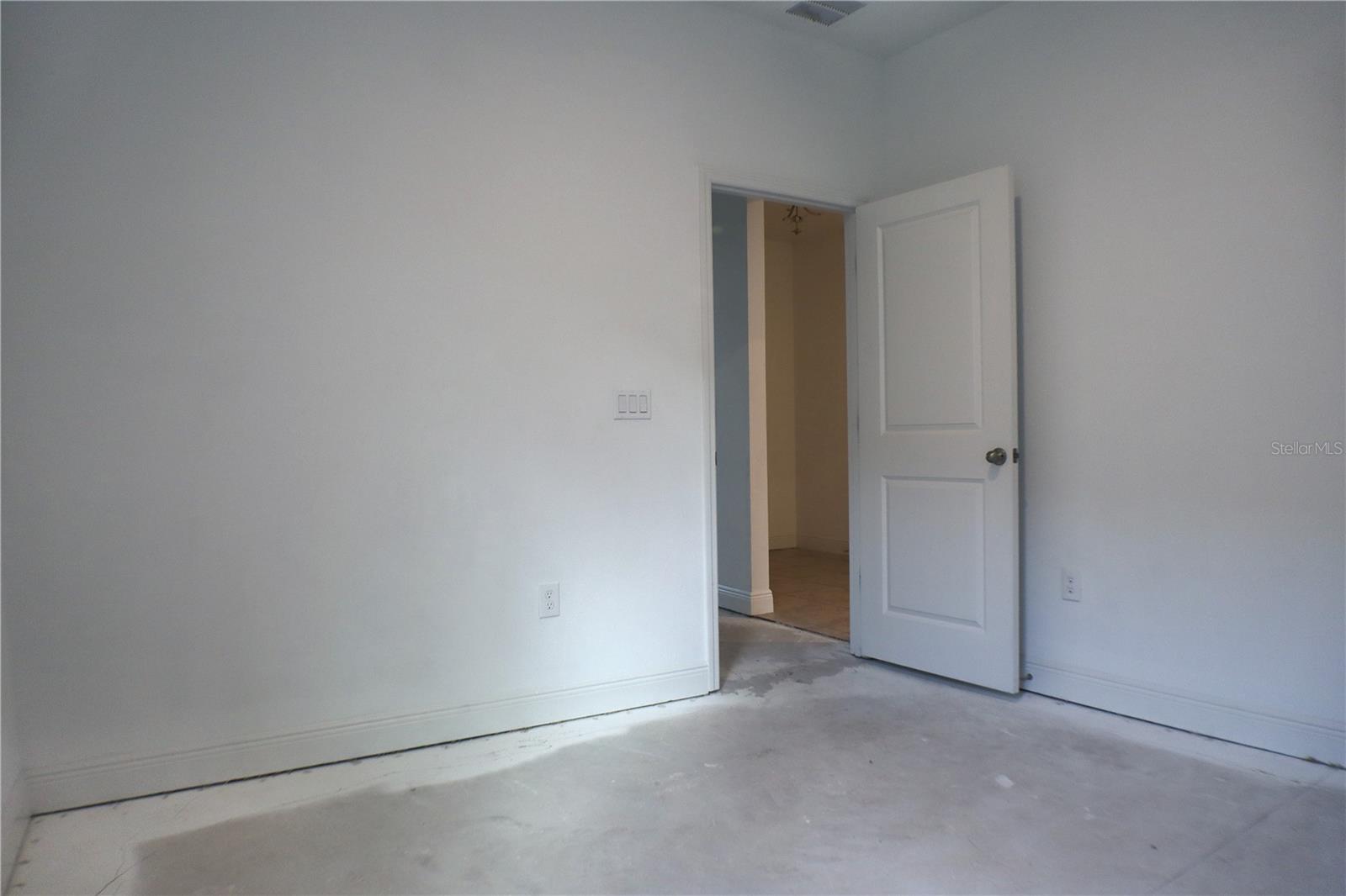 Image 34 of 42 For 14741 Milfoil Avenue