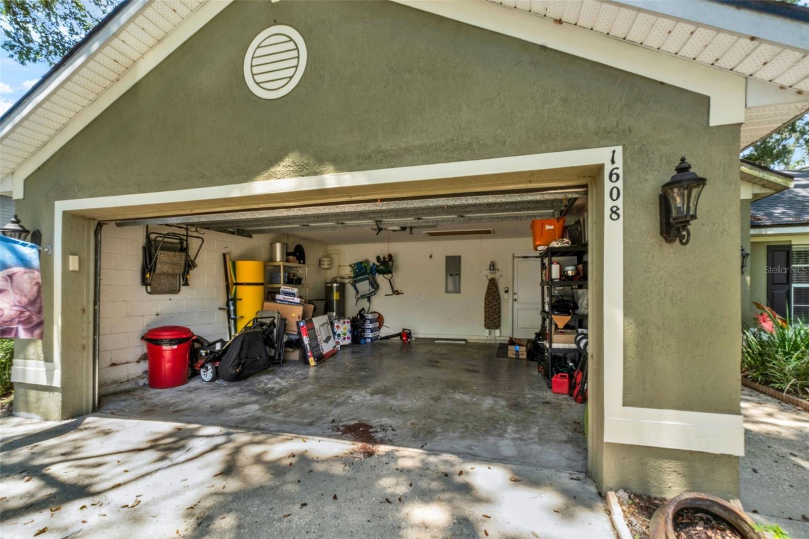 Image 11 of 44 For 1608 Victoria Way