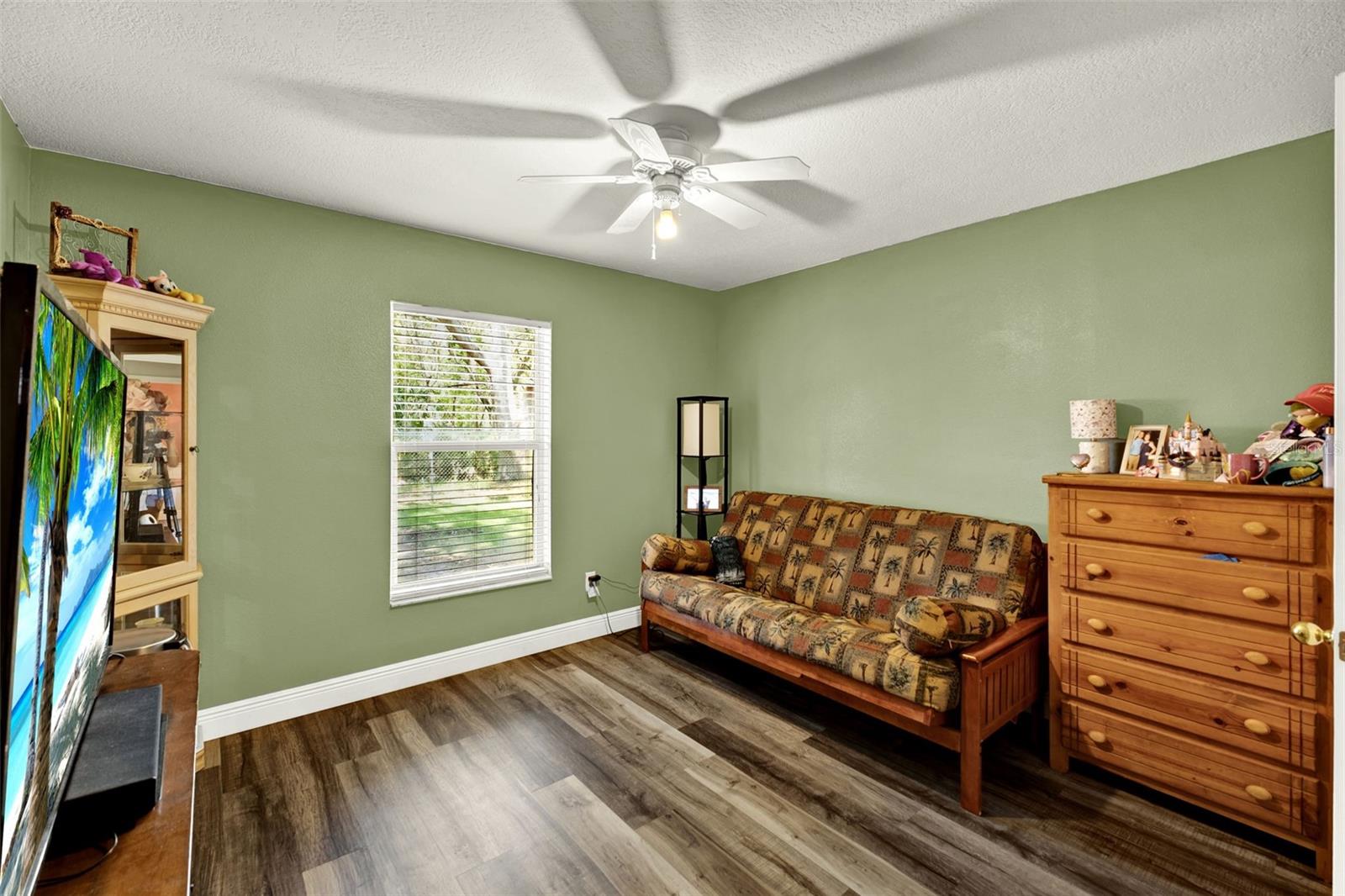Image 28 of 44 For 1608 Victoria Way