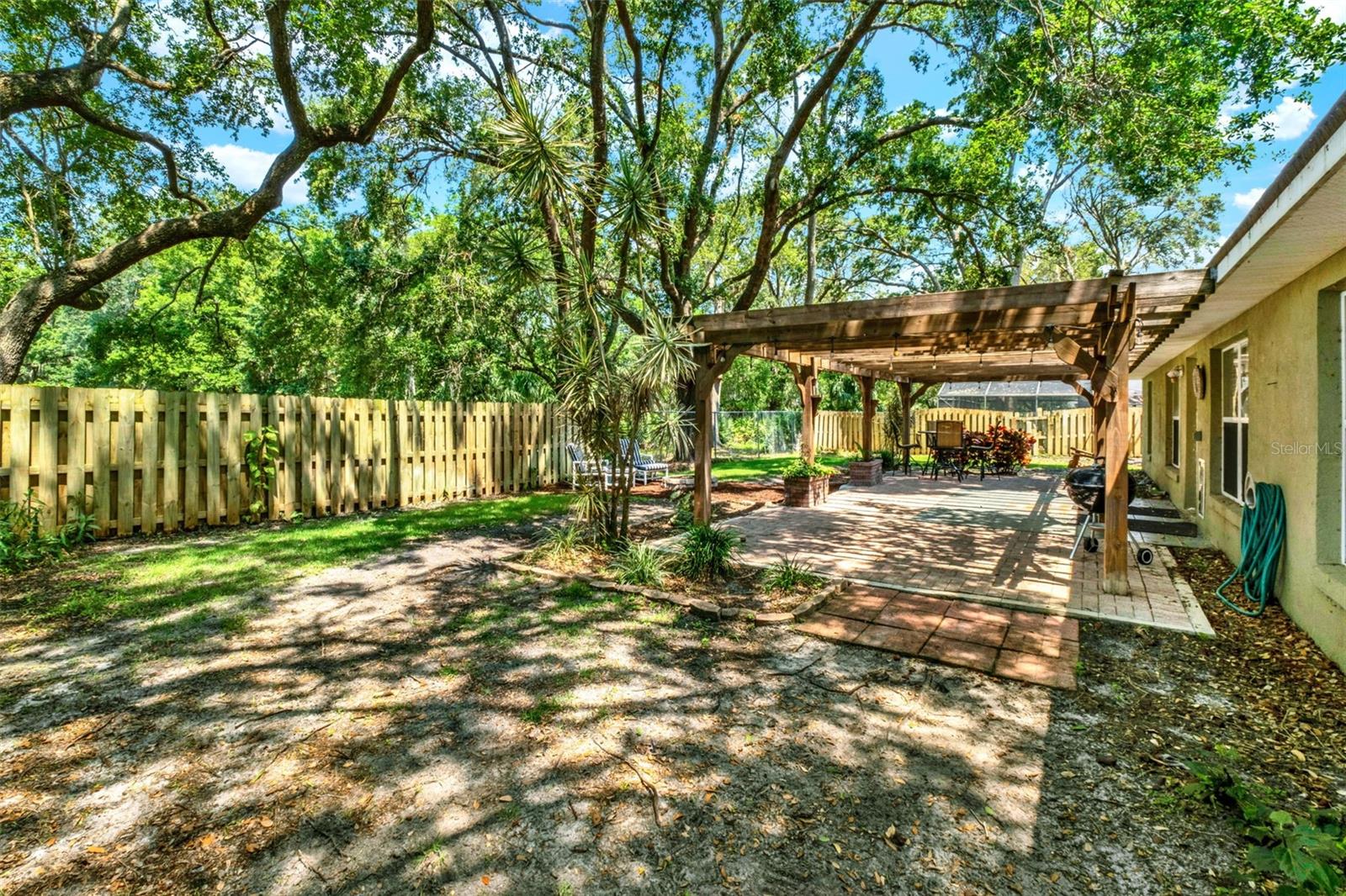 Image 35 of 44 For 1608 Victoria Way