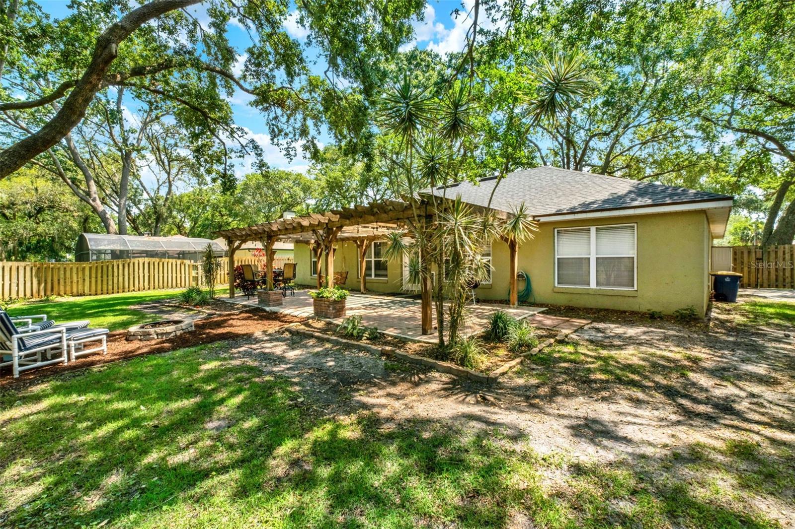 Image 38 of 44 For 1608 Victoria Way