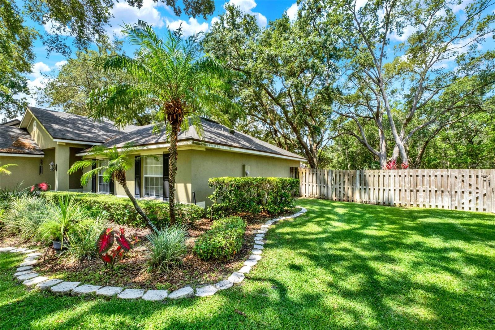Image 5 of 44 For 1608 Victoria Way