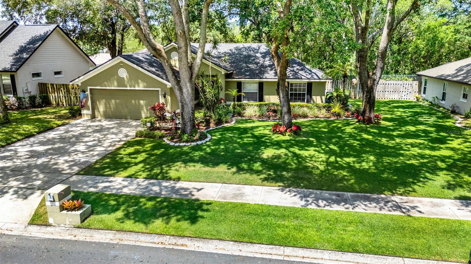 Image 8 of 44 For 1608 Victoria Way