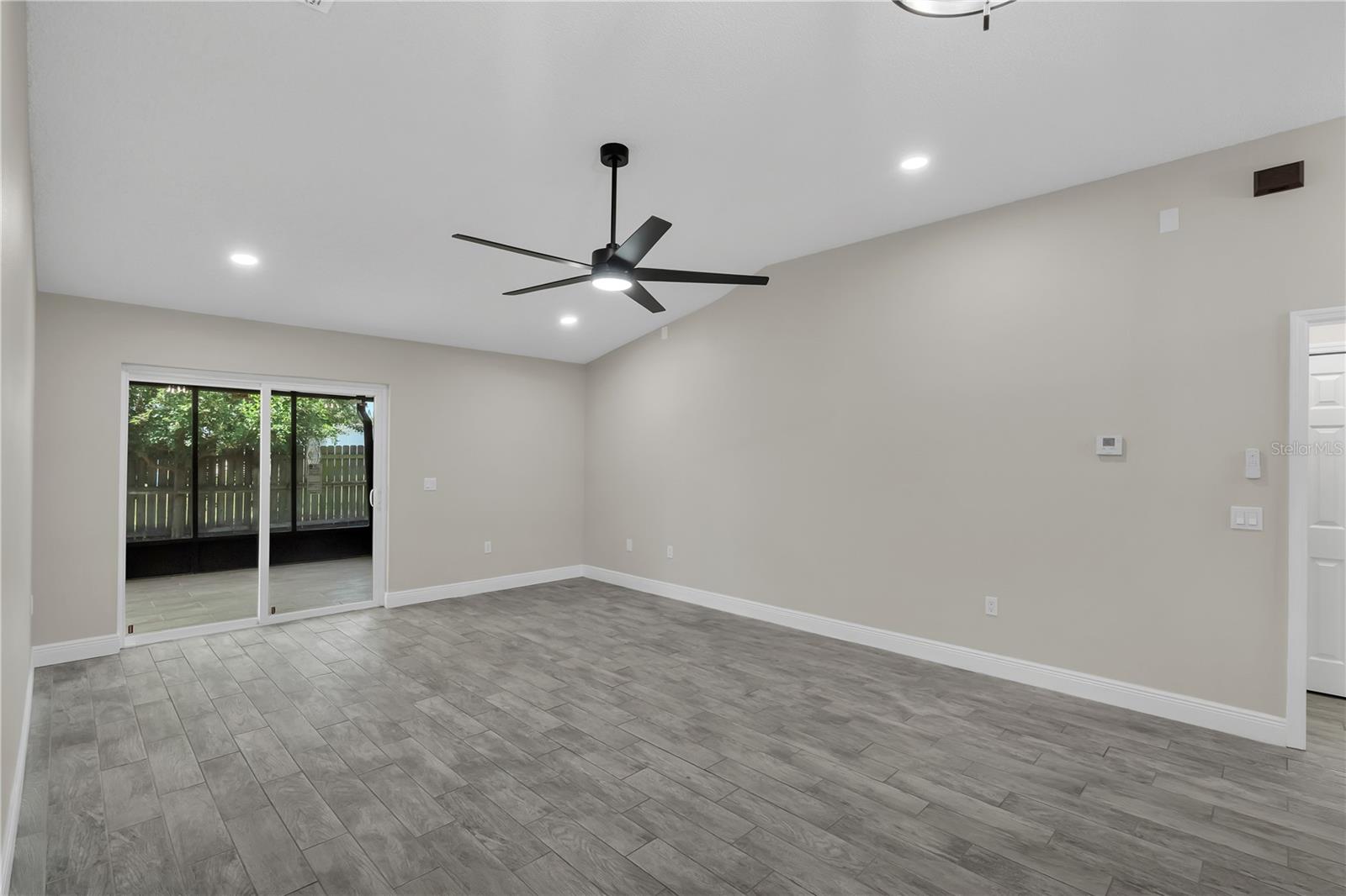 Image 12 of 40 For 2028 Donegan Place