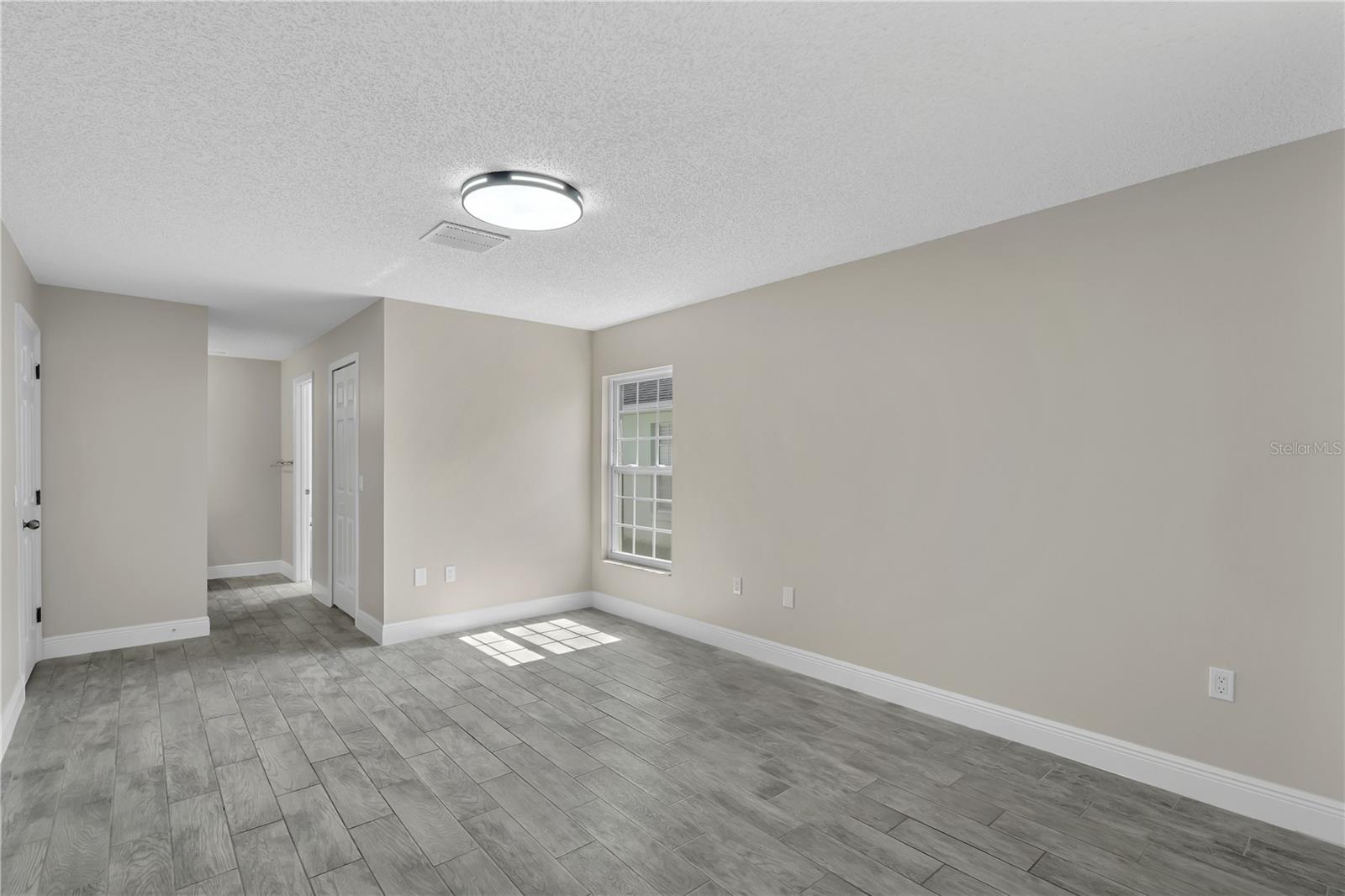 Image 15 of 40 For 2028 Donegan Place