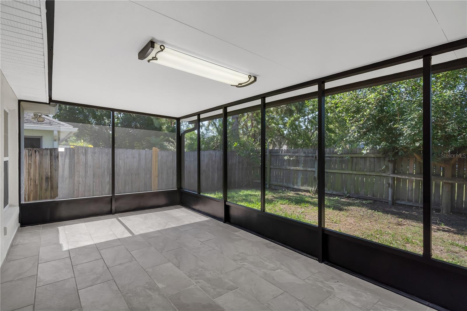 Image 27 of 40 For 2028 Donegan Place