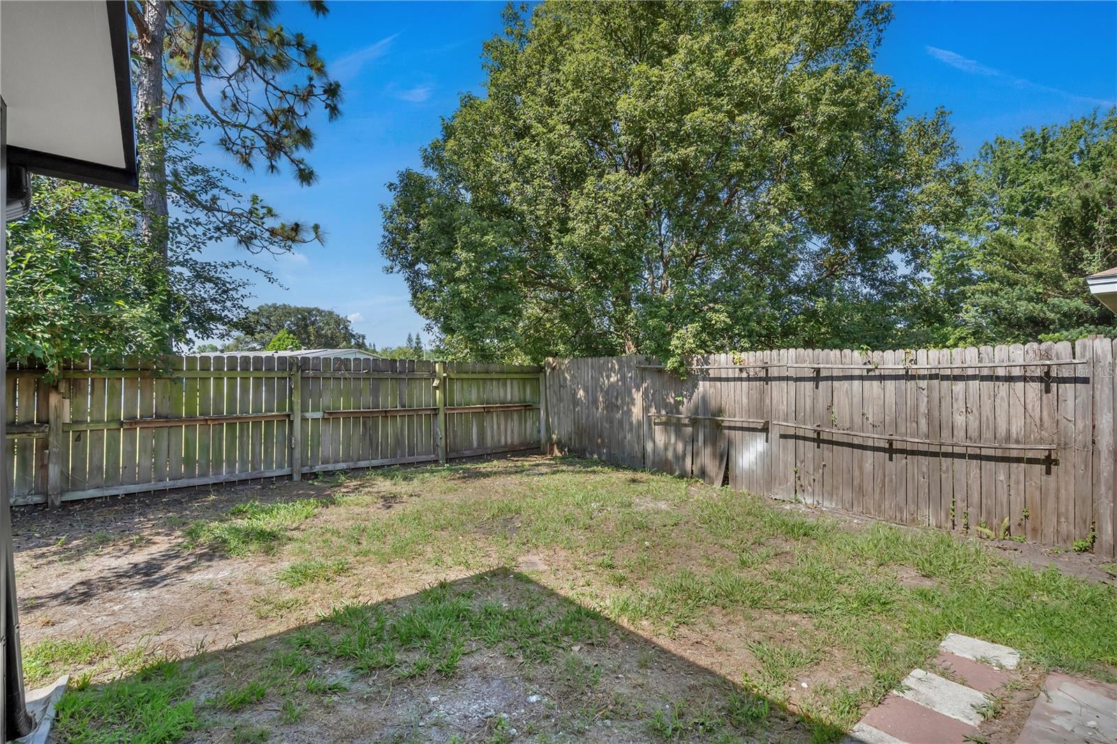 Image 30 of 40 For 2028 Donegan Place
