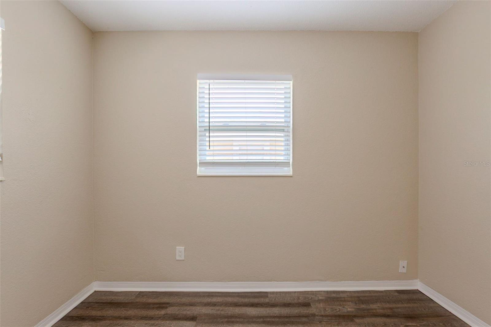 Image 12 of 30 For 4111 13th Avenue S