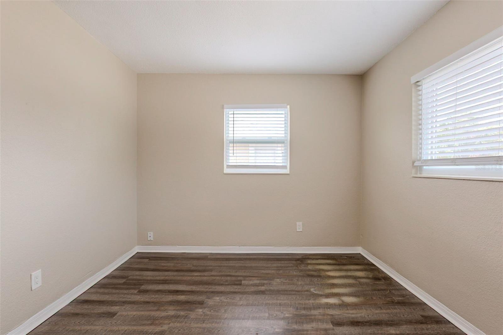 Image 16 of 30 For 4111 13th Avenue S