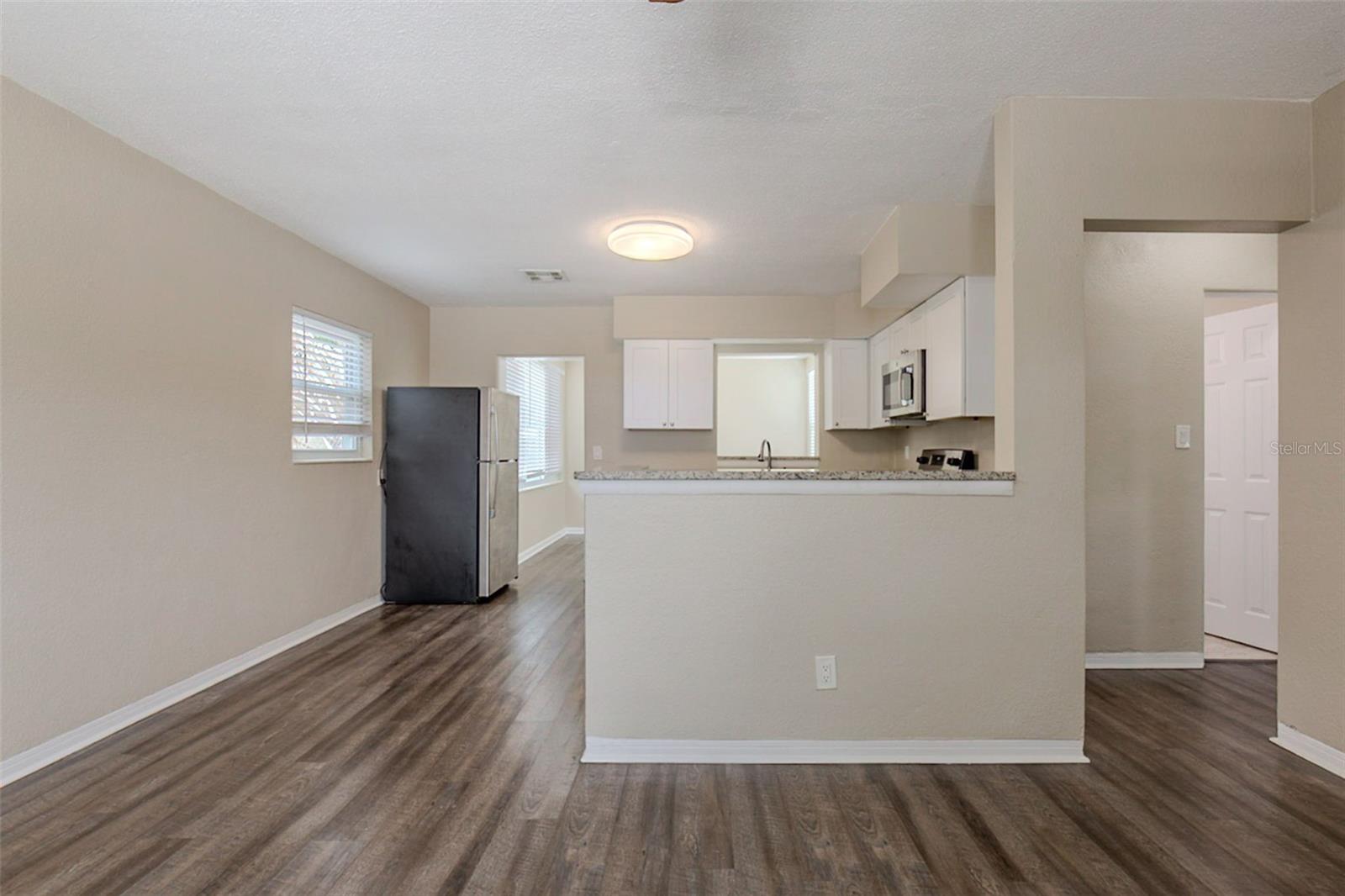 Image 6 of 30 For 4111 13th Avenue S