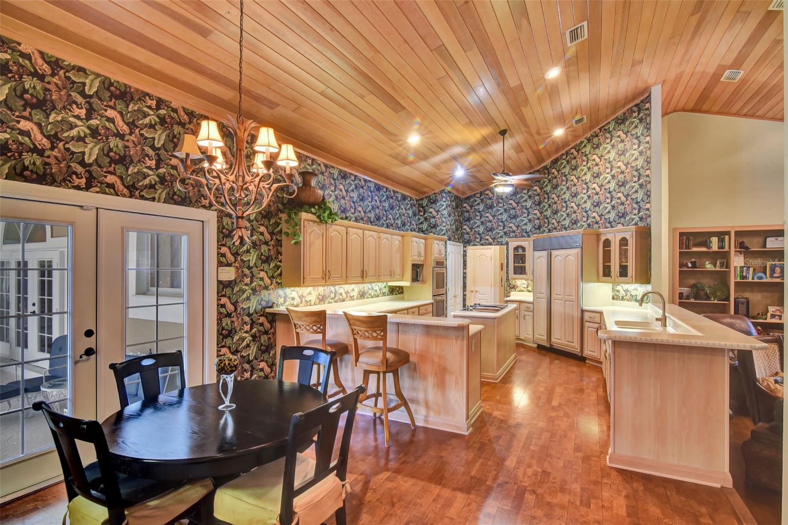 Image 23 of 56 For 8713 Bay Drive