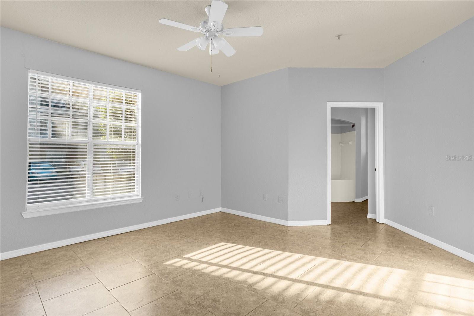 Image 10 of 21 For 102 Vista Verdi Circle 100