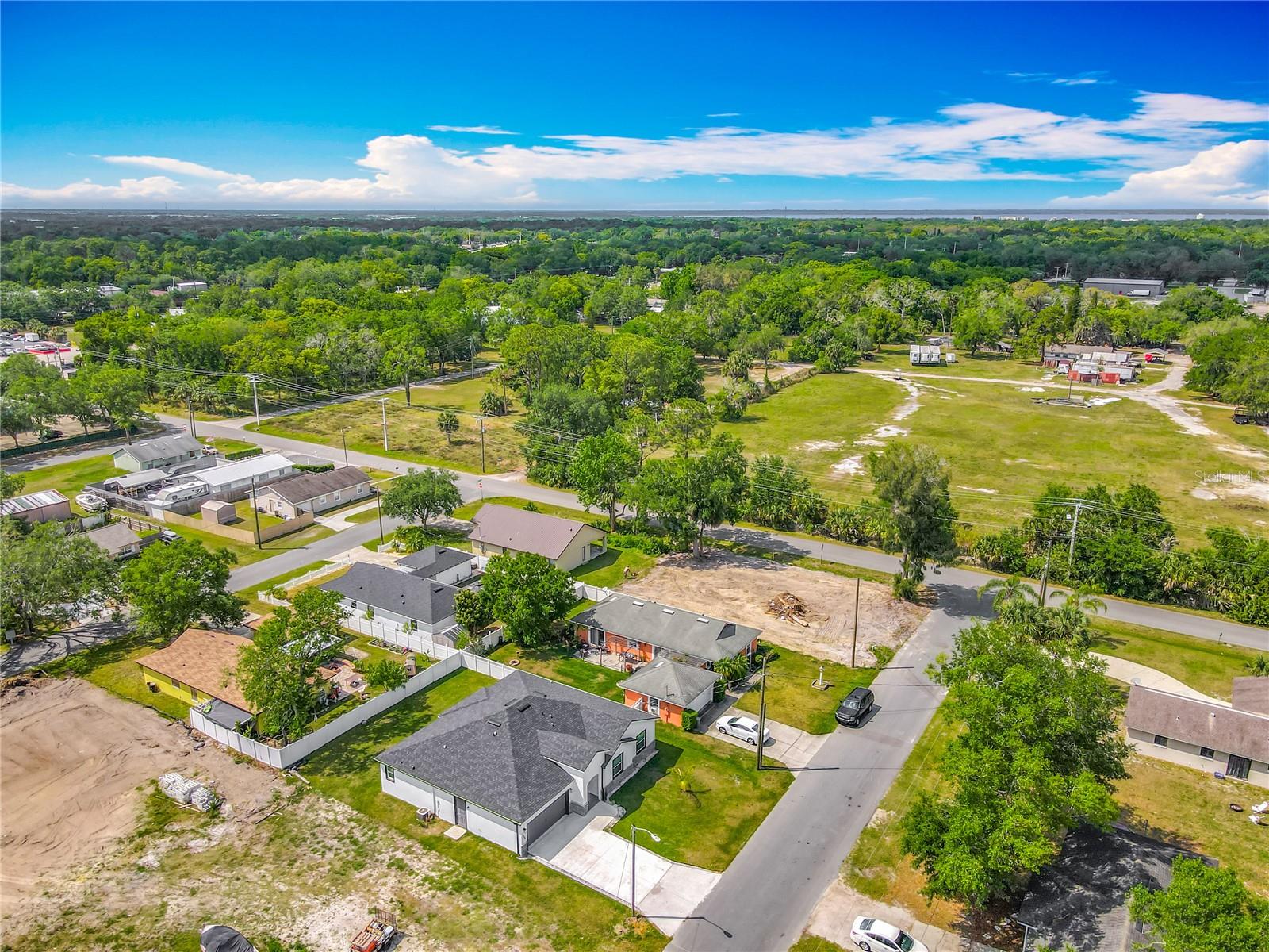 Image 10 of 64 For 2668 Princeton Avenue