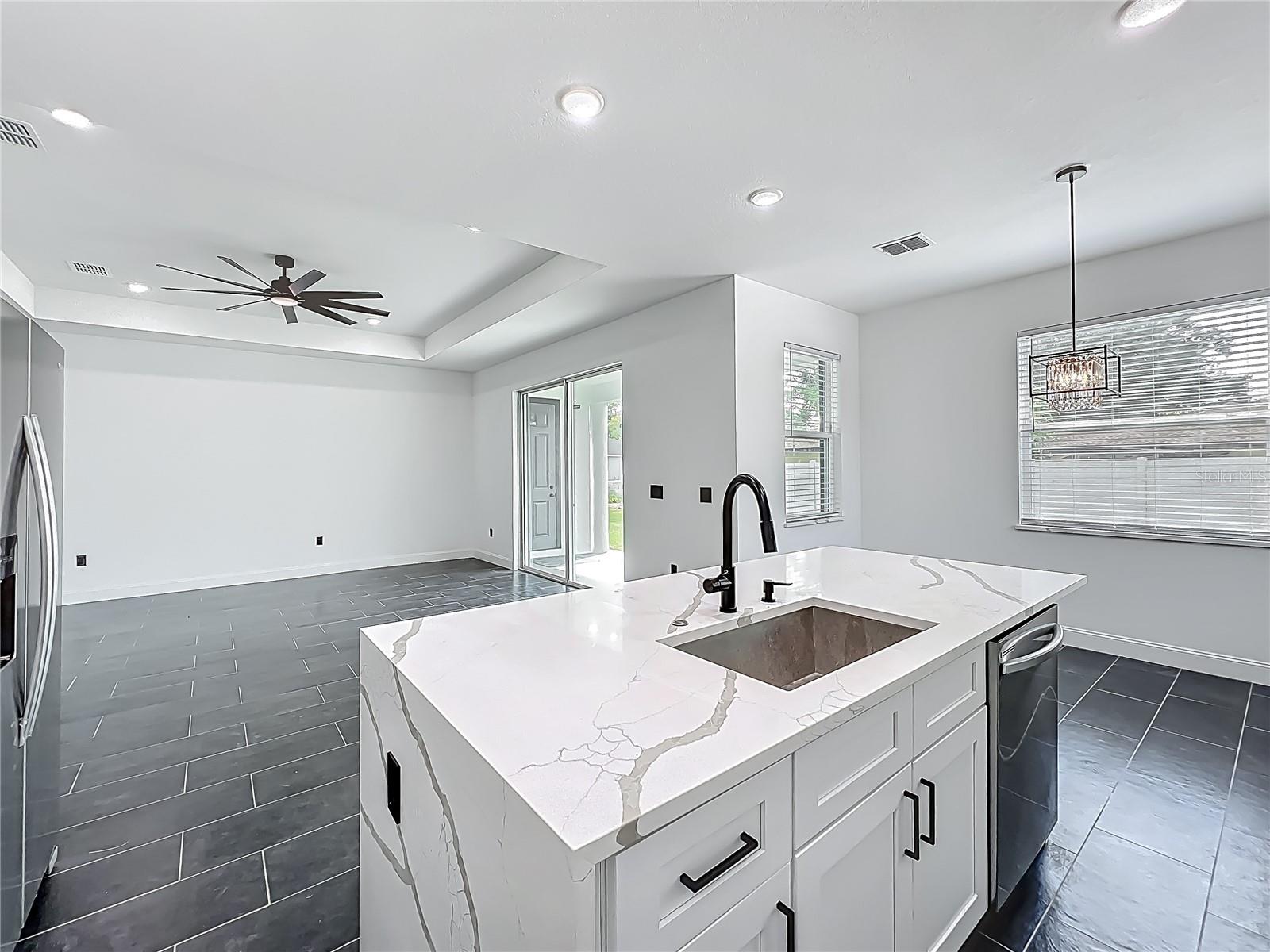 Image 29 of 64 For 2668 Princeton Avenue