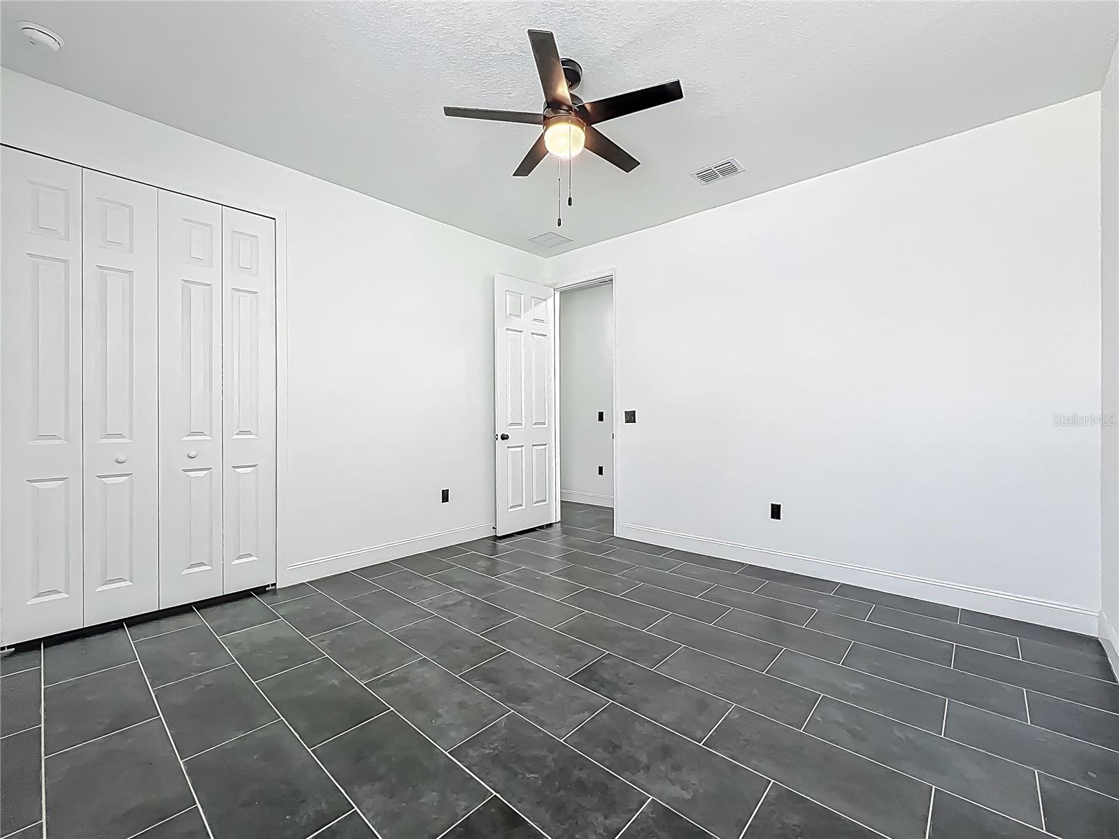 Image 35 of 64 For 2668 Princeton Avenue