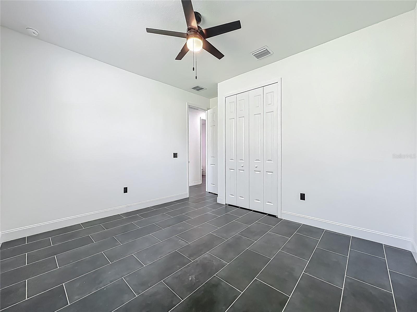 Image 40 of 64 For 2668 Princeton Avenue