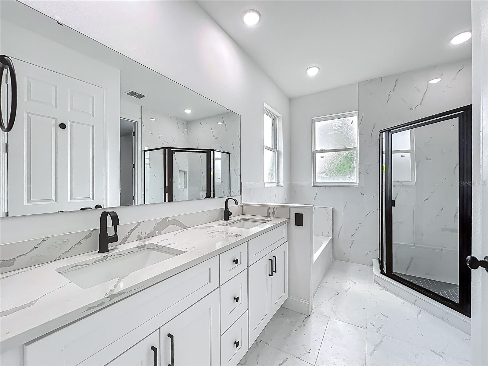 Image 43 of 64 For 2668 Princeton Avenue