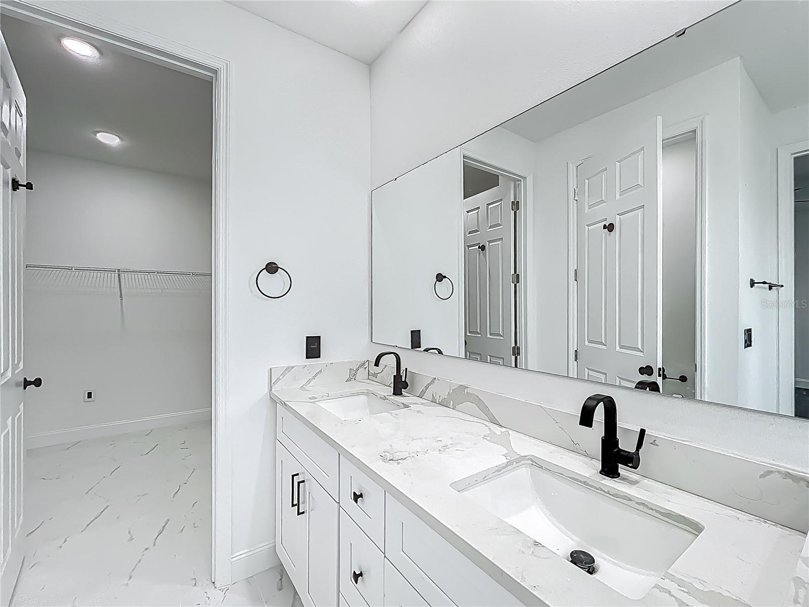Image 46 of 64 For 2668 Princeton Avenue