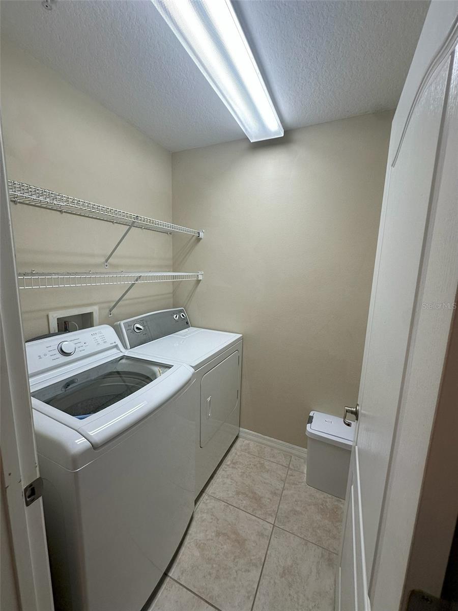 Image 15 of 25 For 1122 Priory Circle
