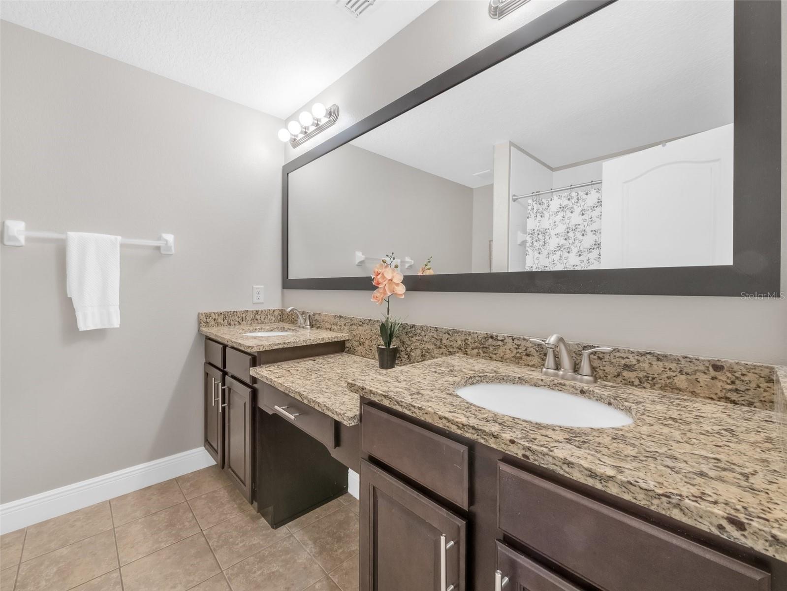 Image 23 of 56 For 8215 Roseville Boulevard
