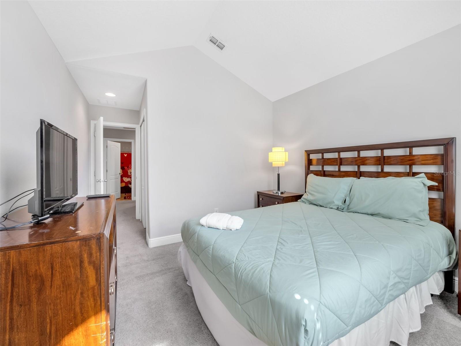 Image 31 of 56 For 8215 Roseville Boulevard