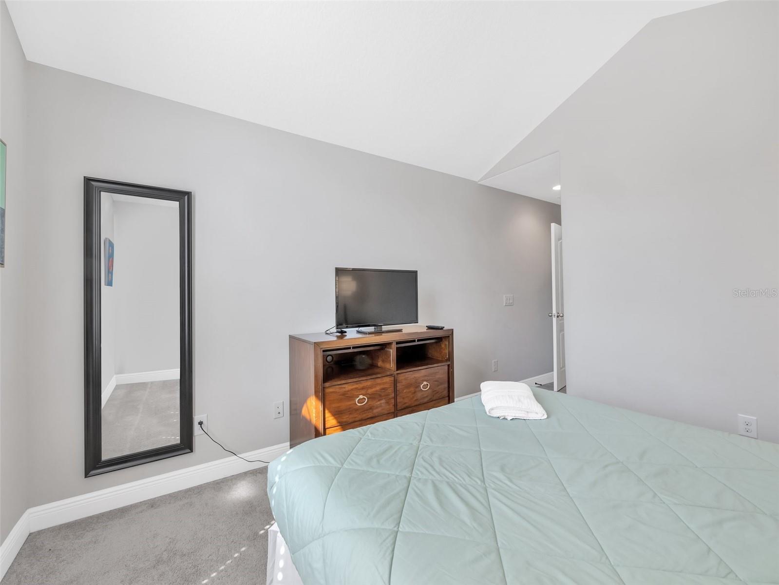 Image 33 of 56 For 8215 Roseville Boulevard