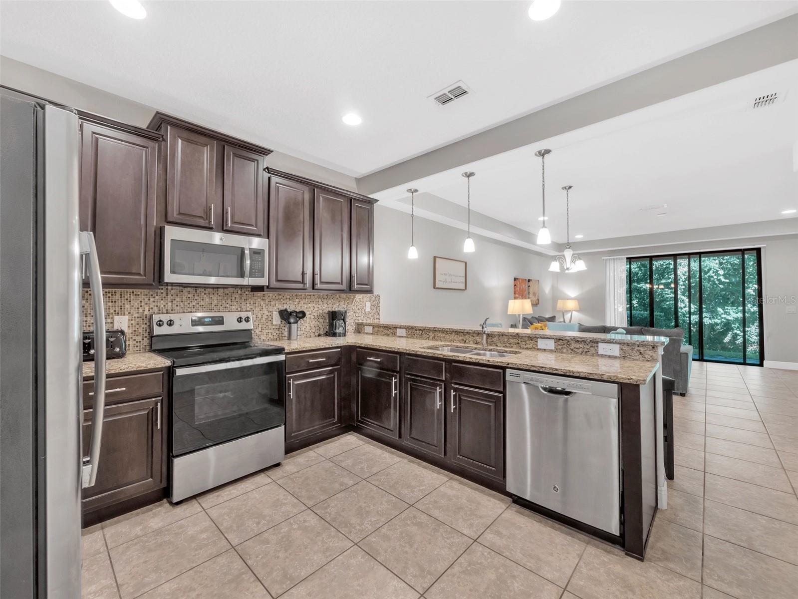 Image 6 of 56 For 8215 Roseville Boulevard