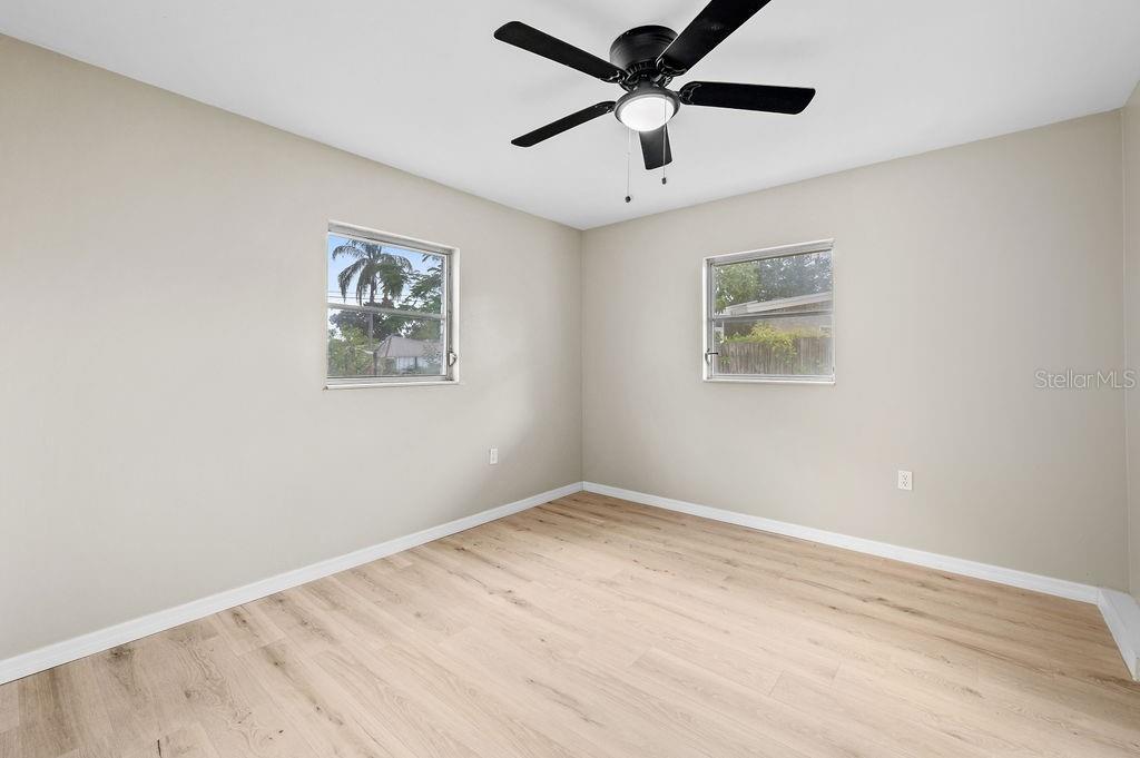 Image 16 of 25 For 5629 36th Avenue N