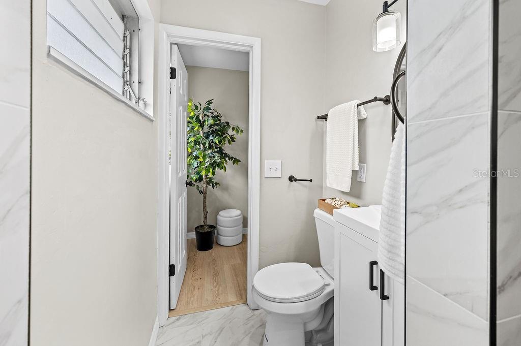 Image 18 of 25 For 5629 36th Avenue N