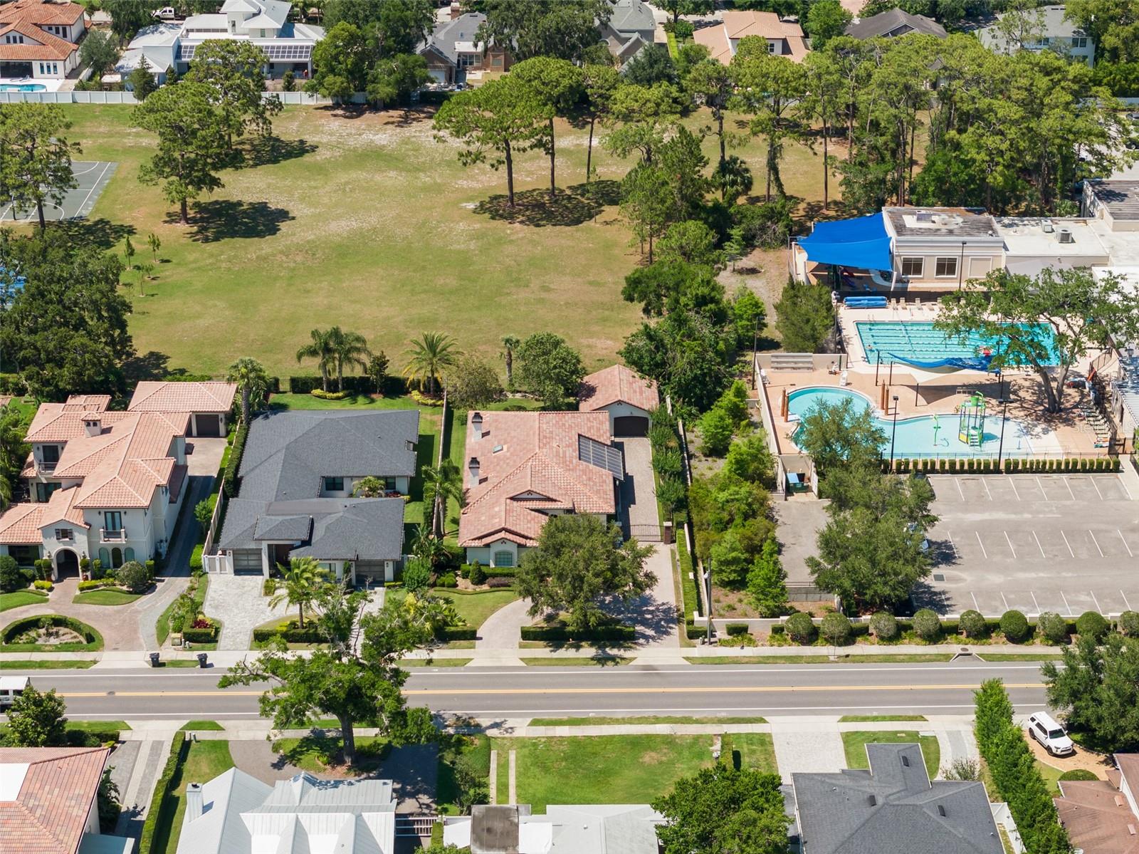 Listing photo id 52 for 1741 Palmer Avenue