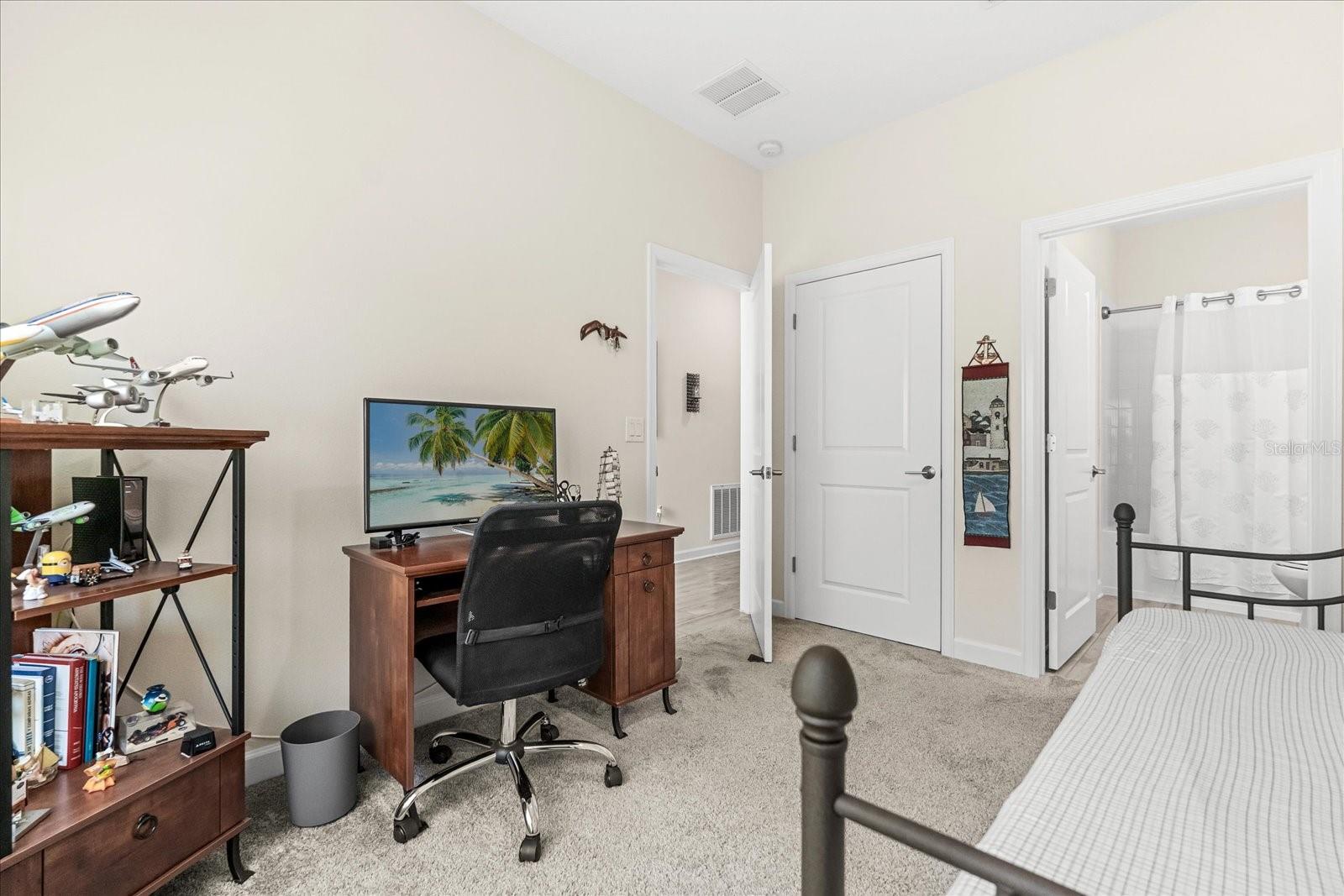 Image 11 of 29 For 3007 Caneel St