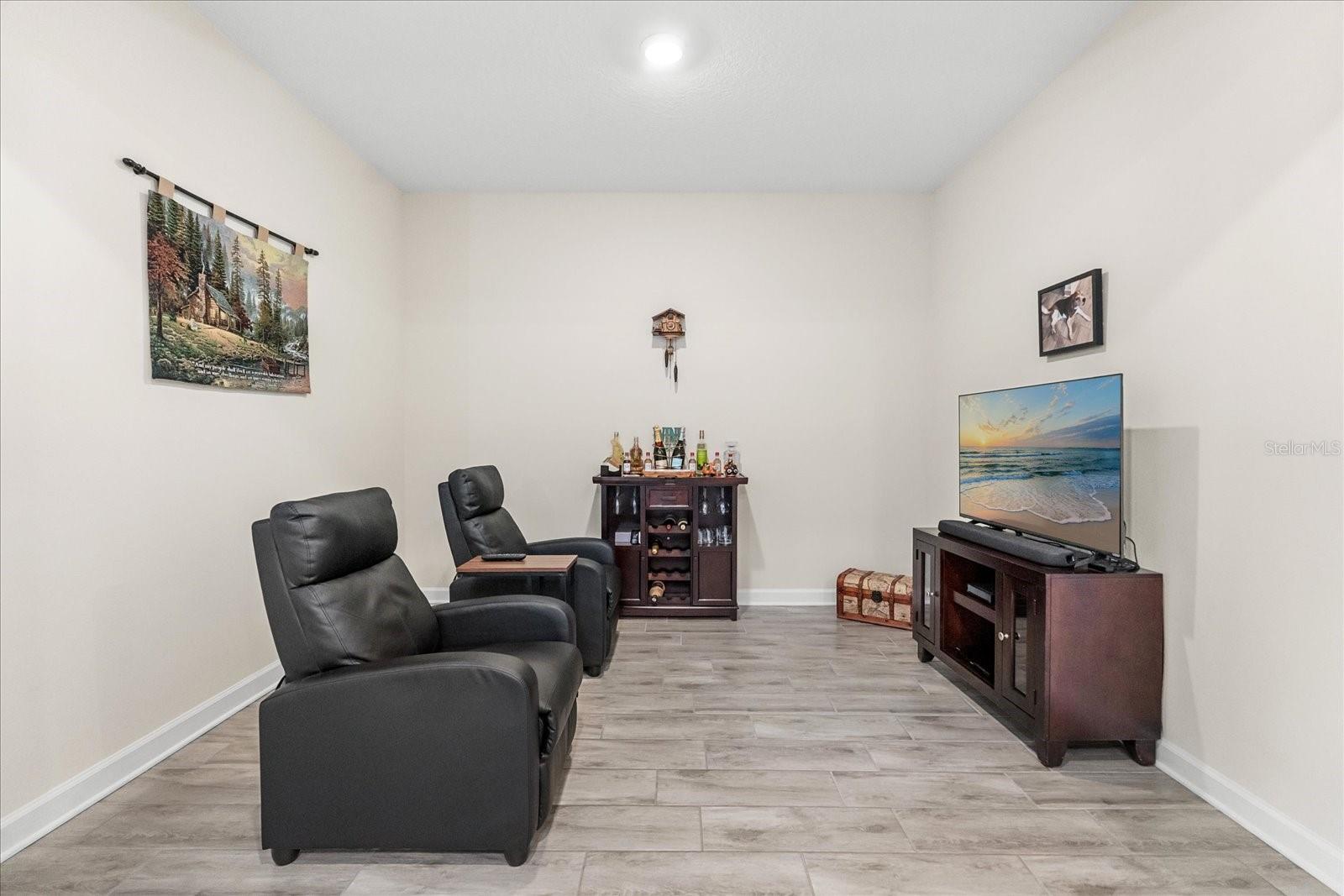 Image 15 of 29 For 3007 Caneel St