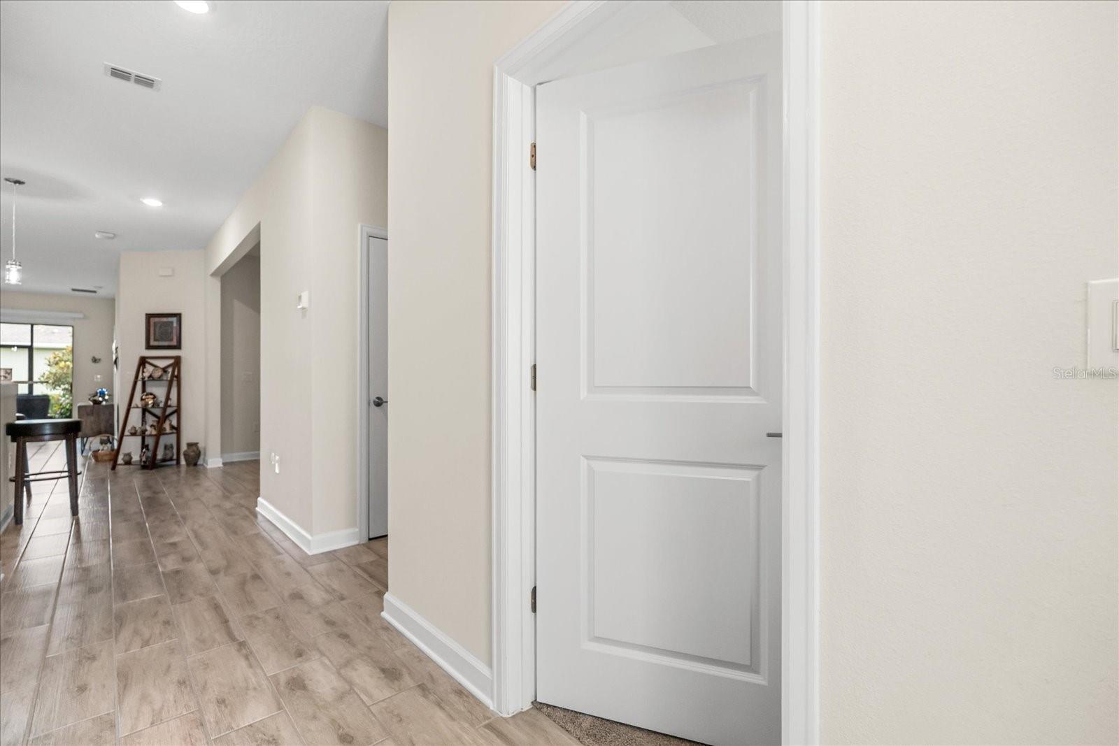 Image 20 of 29 For 3007 Caneel St