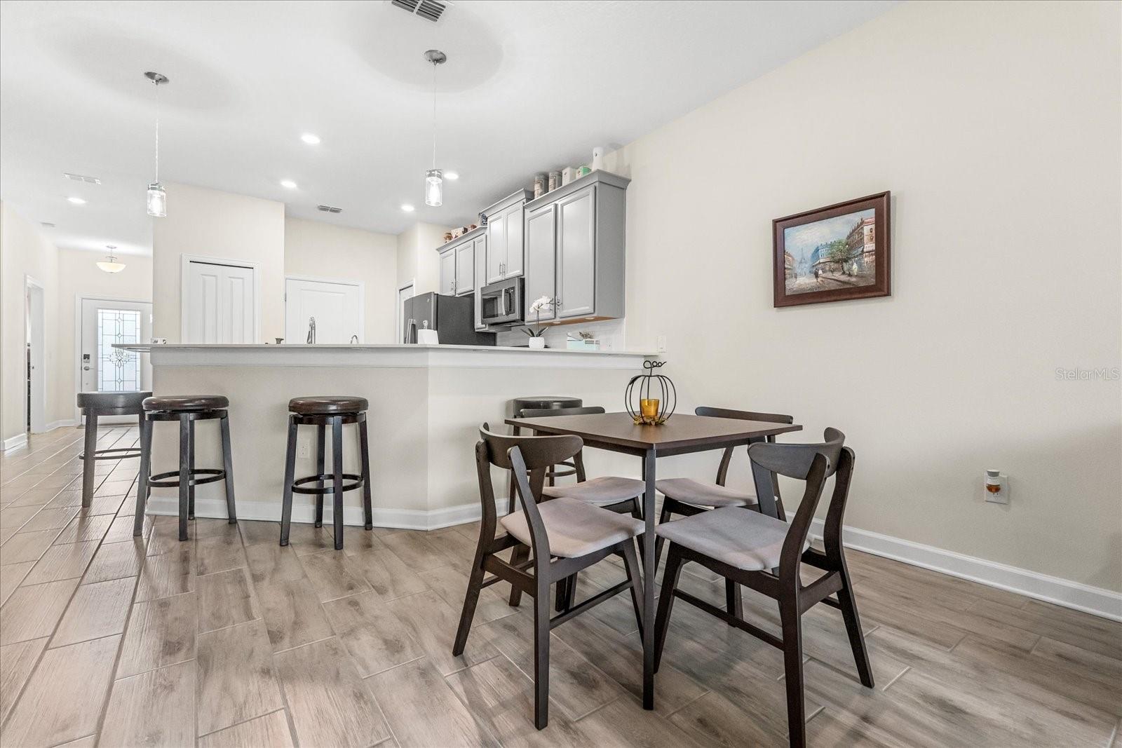 Image 6 of 29 For 3007 Caneel St