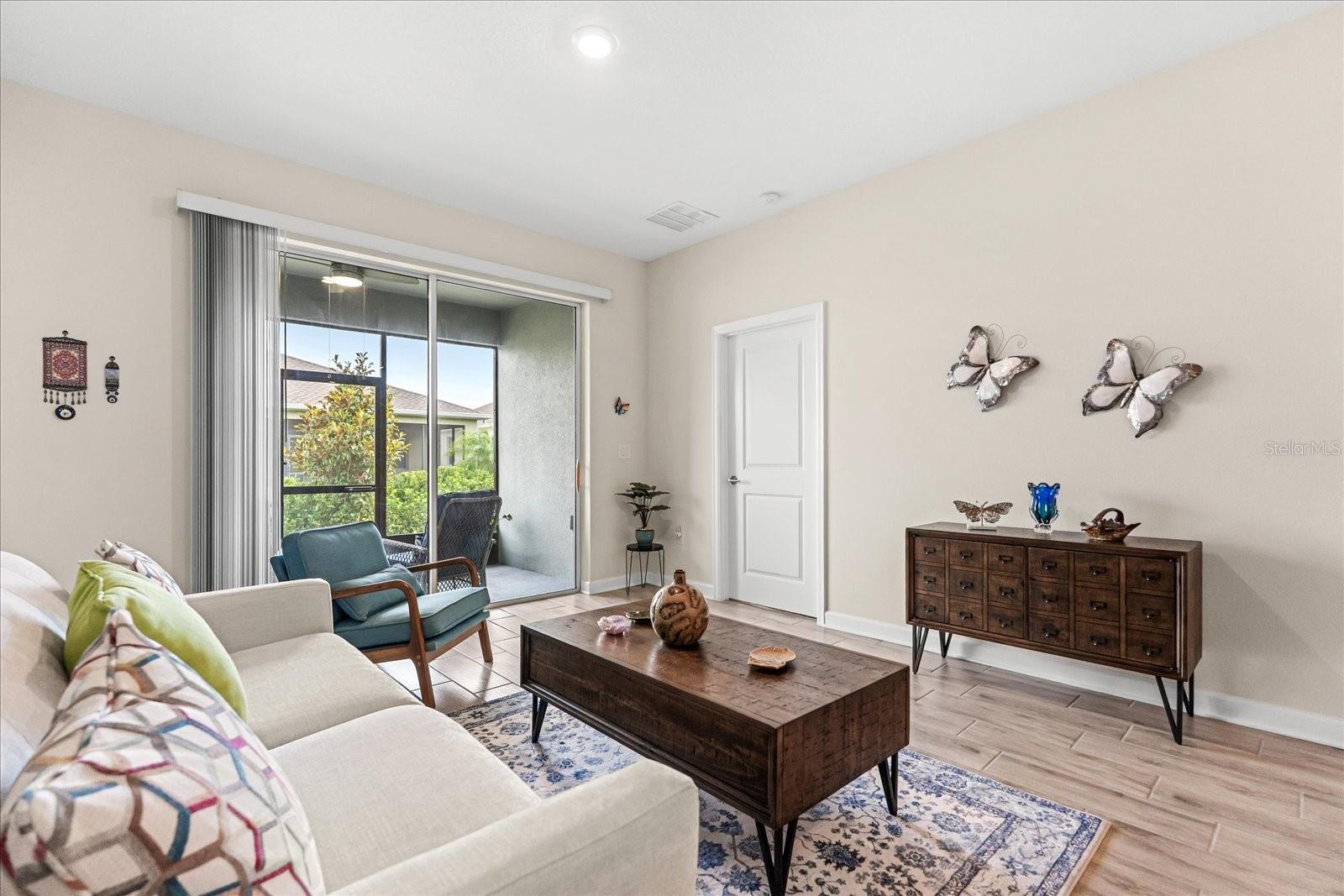 Image 8 of 29 For 3007 Caneel St