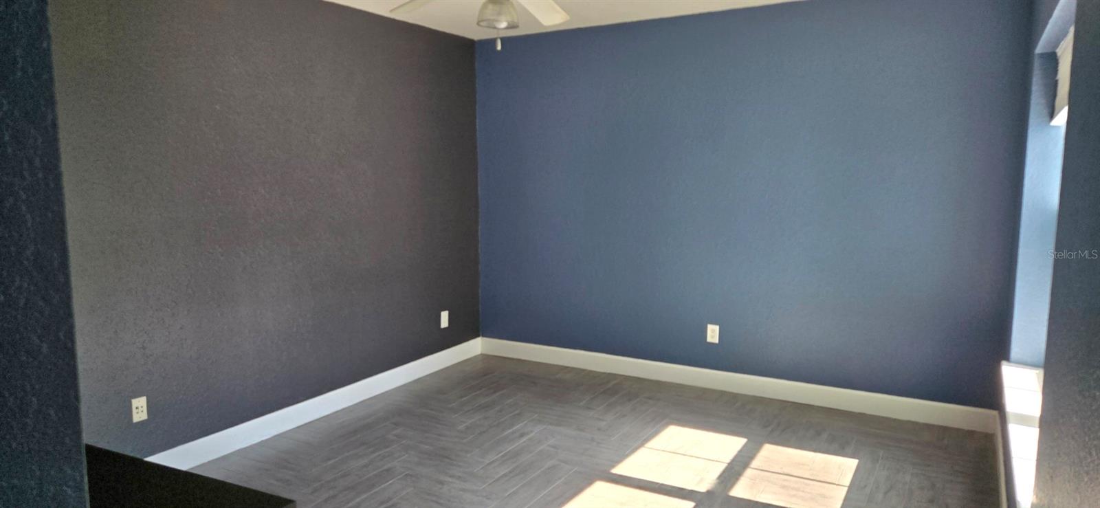 Image 11 of 26 For 204 South Street 4056