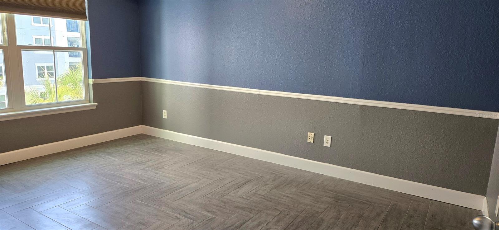 Image 15 of 26 For 204 South Street 4056