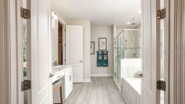 Image 13 of 21 For 74 Greentree Street