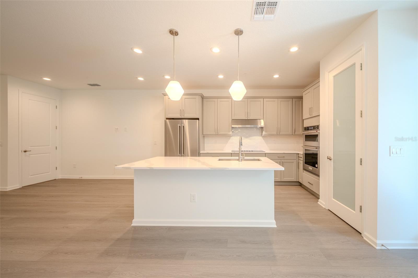 Image 25 of 64 For 1632 Crowncrest Drive