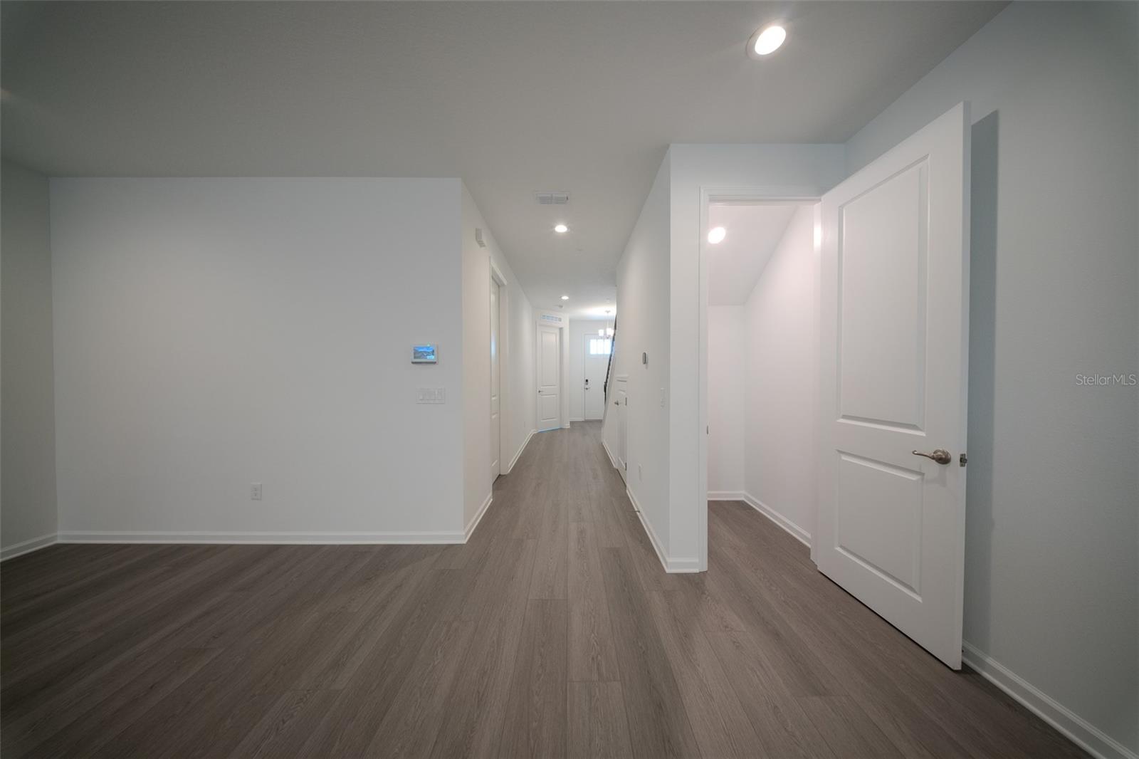 Image 31 of 64 For 1632 Crowncrest Drive