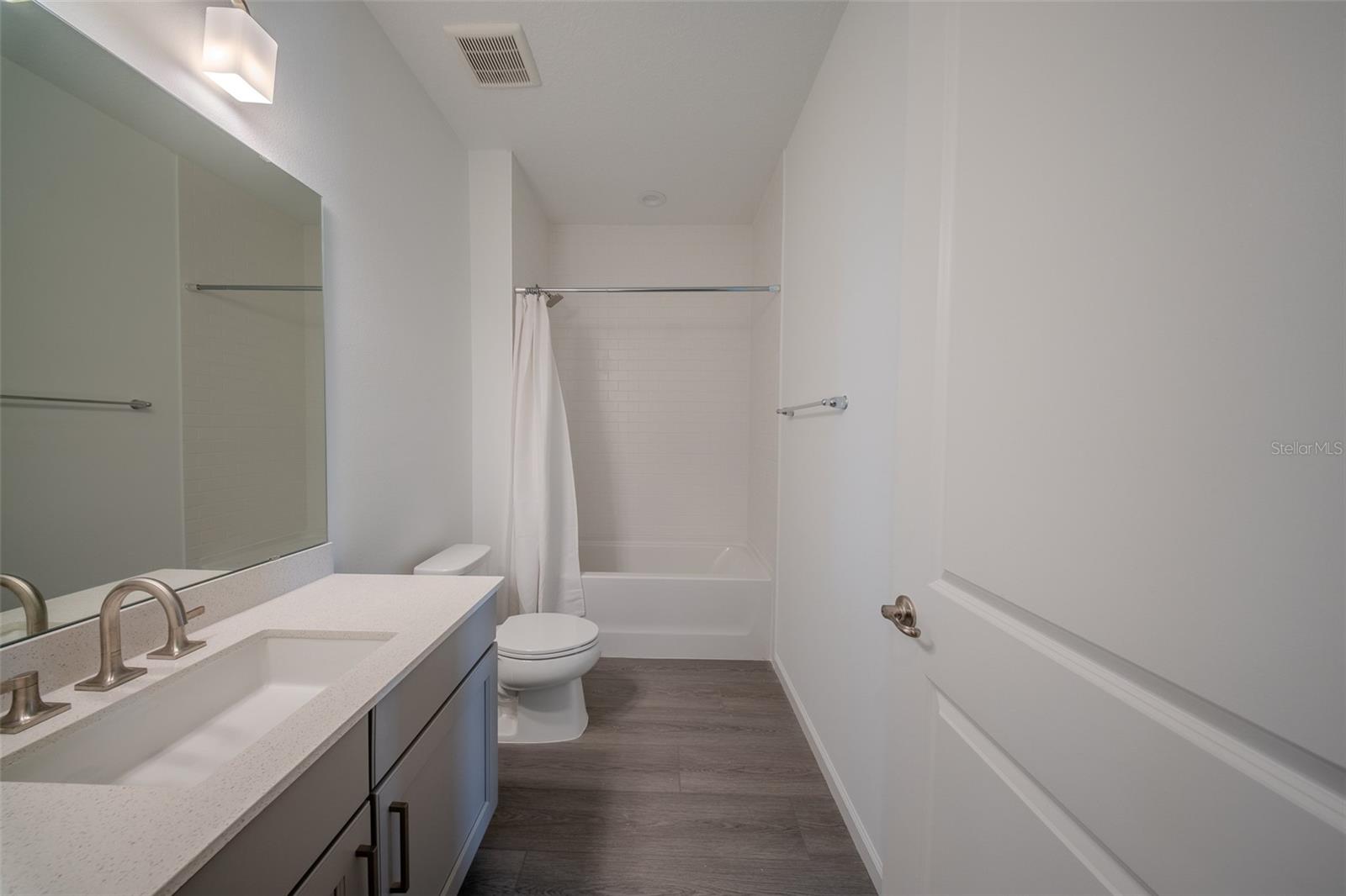 Image 33 of 64 For 1632 Crowncrest Drive