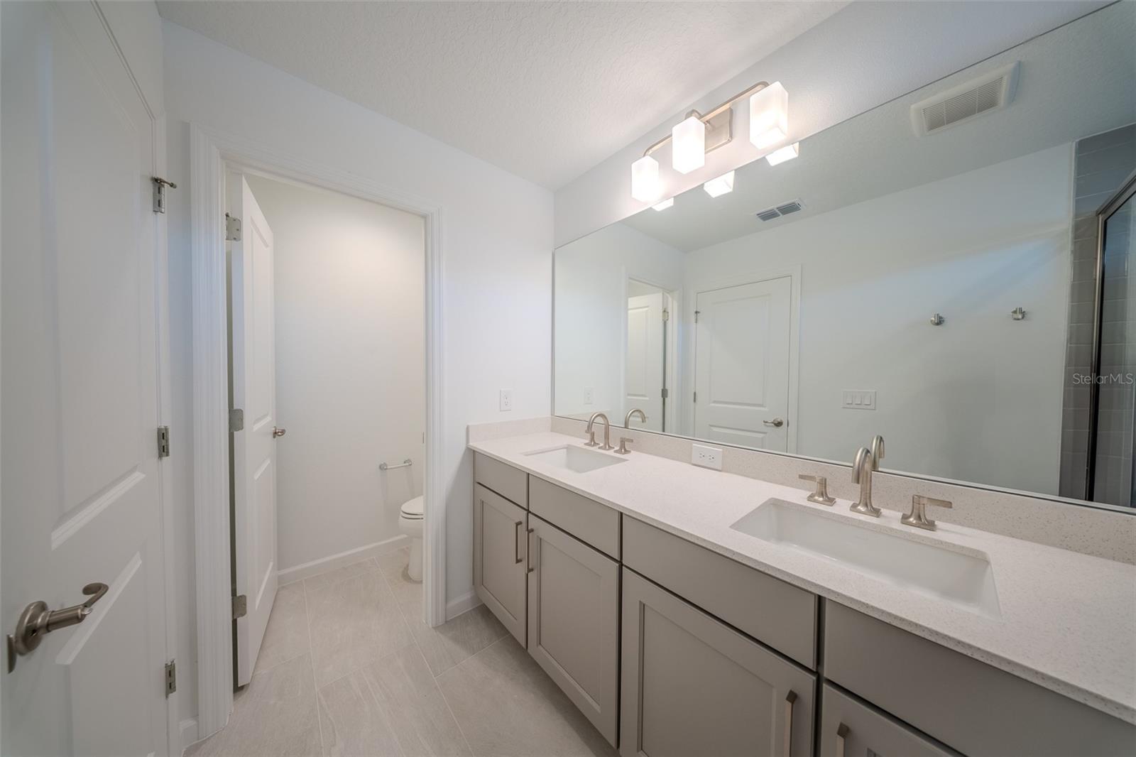 Image 46 of 64 For 1632 Crowncrest Drive