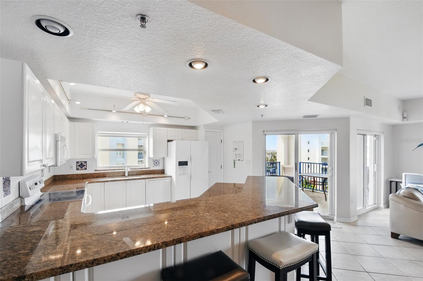 Image 16 of 48 For 5300 Atlantic Avenue 6-507